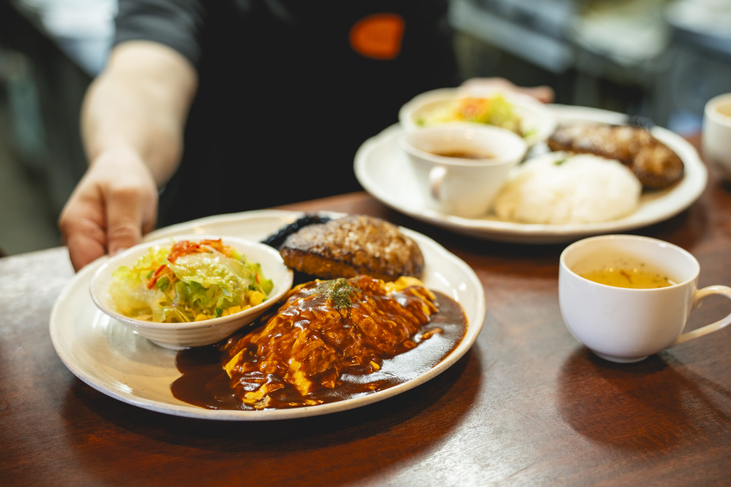 マインズ日出本店